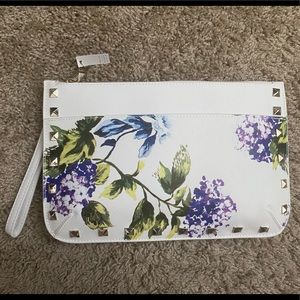 White House Black Market wristlet/clutch